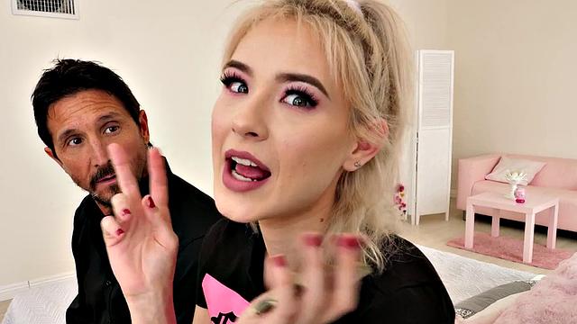 Petite stepdaughter facesitting on stepdad and gets pussylicked