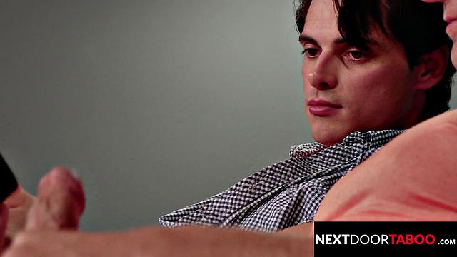 Hunk Stepbro Flips Fuck Twink - NextDoorTaboo
