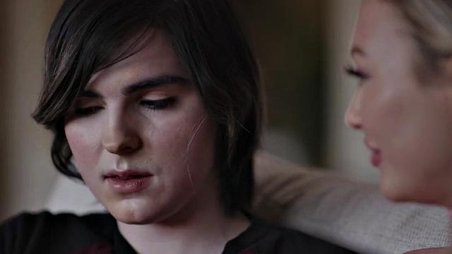 Trans drilling lesbian girlfriend in erotic couple