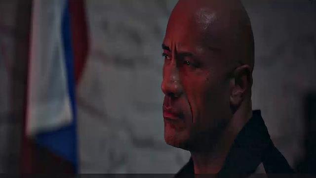 Gal Gadot hot cleavage, Ritu Arya busty