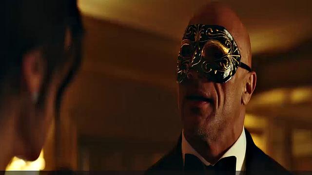 Gal Gadot hot cleavage, Ritu Arya busty