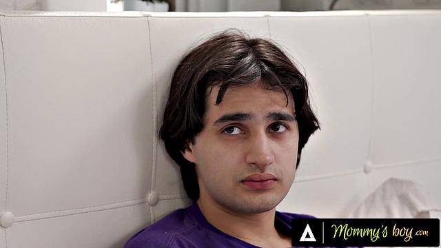 MOMMY'S BOY - Жёсткая мачеха, компиляция! MILF, кремпай и не только!