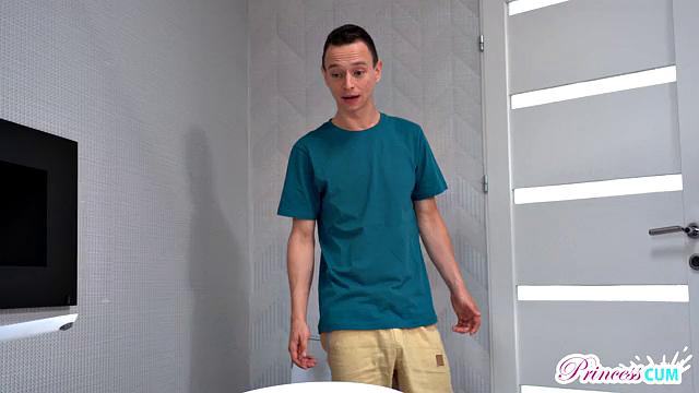 Stepsis Gets Dirty After Bath - S10:E5