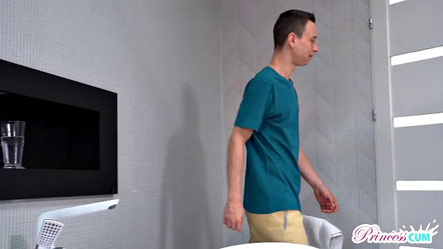 Stepsis Gets Dirty After Bath - S10:E5