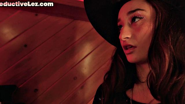 Seducing lez witch facesitted by busty babe with big ass