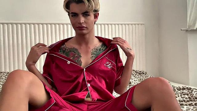 Blond Boy Ryo Is Back For More - Ryo Foxx