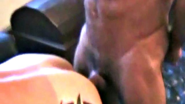 Muscular German DILF bareback fucks after getting sucked