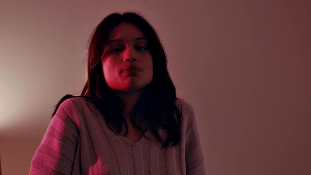 Big-titted MILF rubs 19yo pussy after pussylicking