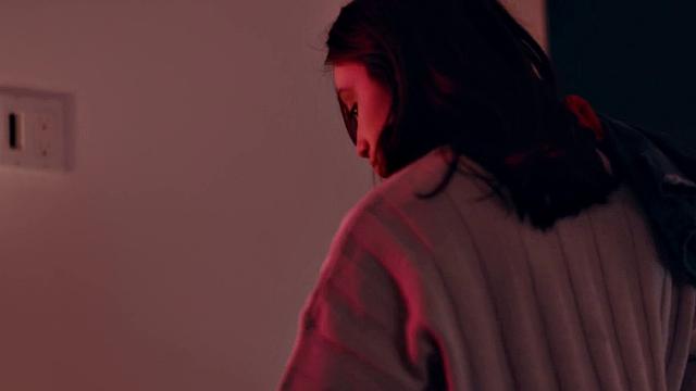 Big-titted MILF rubs 19yo pussy after pussylicking