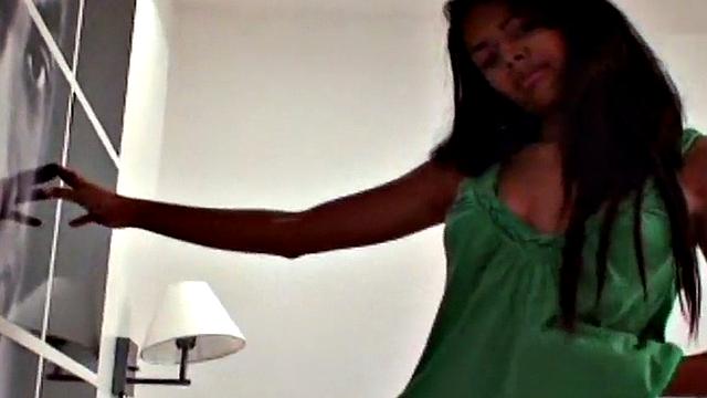 Hot teen slut fingers her pussy