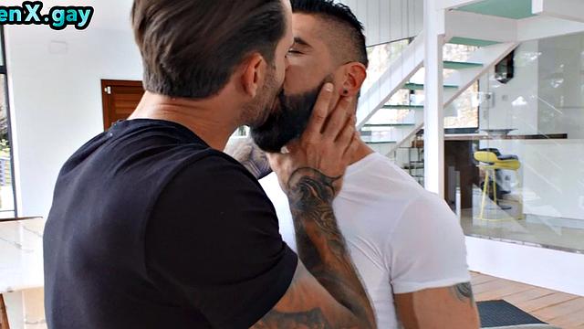 Deepthroating jock nailed by his tattooed BF