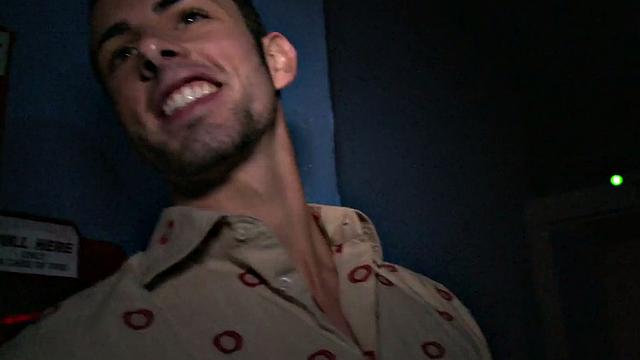 Naive guy gets fellatio