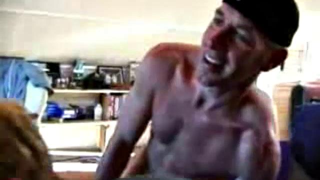 As they watch a porno, Sean says to Cameron he'll demonstrate that he can give better head than a woman. Cameron responds that he is equally as talented.