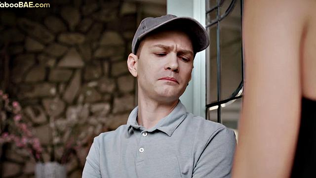 Skinny babe doggystyled