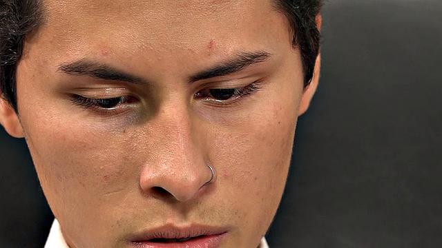 Горячие латинсы Джорджио и Димитри не сдерживаются дома и сосут без удержу