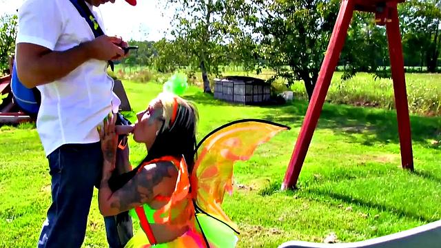 Cosplay Lily Fatale is a Naughty Pokemon