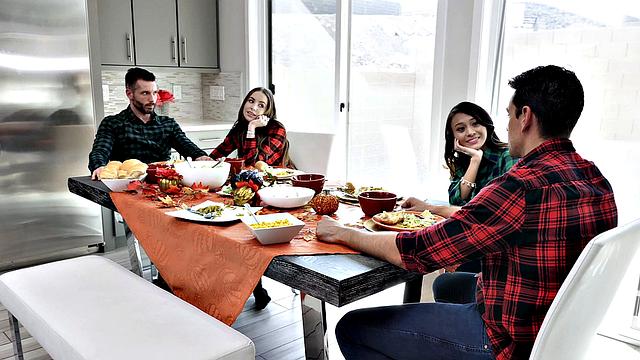 Thanksgiving Pussy Parade Pt. 1