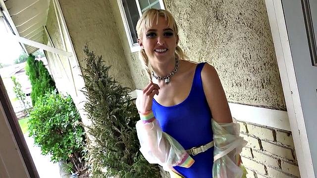 Submissive anal babe gagging cock before pounding