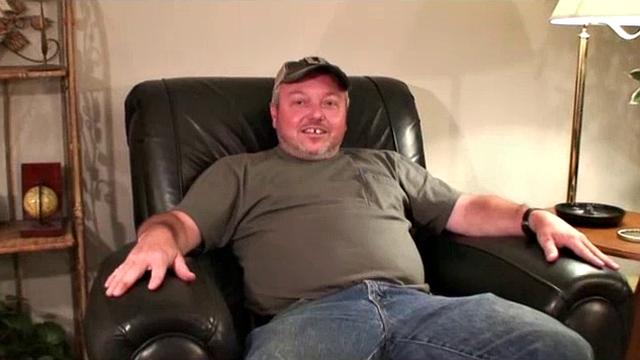 This burly little guy has a terrific personality and a infectious sense of humor. Joe is 44 years old, 5' 7", and 190 pounds, and makes his living in construction. He likes the outdoors and all that it has to offer...