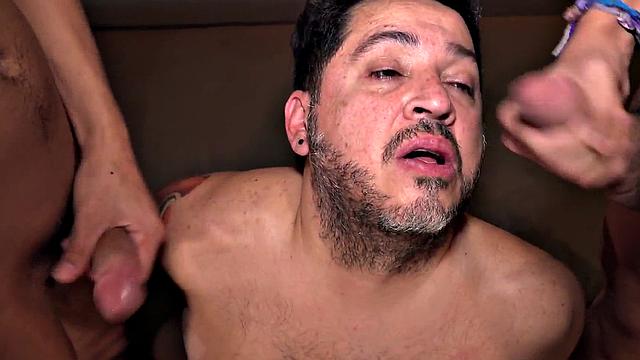 Chubby DILF barebacked in 3way by Latino twinks