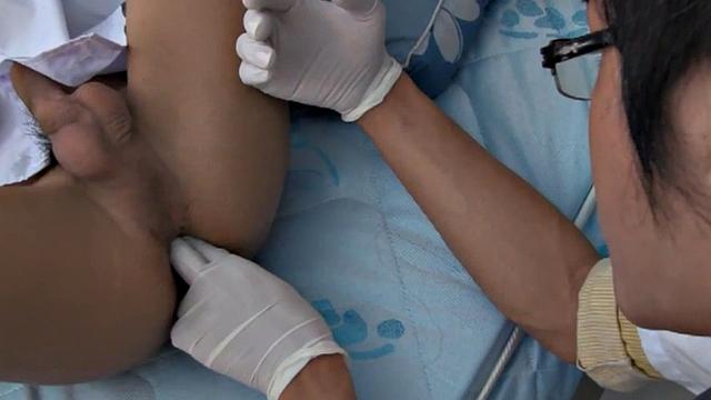 Amateur Asian twinks fucked in medical visit at home