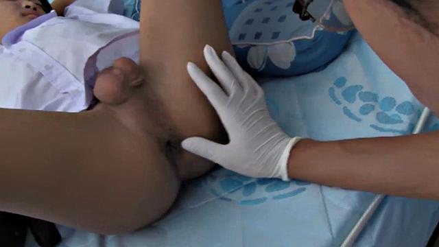 Amateur Asian twinks fucked in medical visit at home