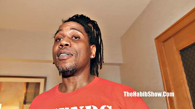 Sexy light skinned yellabone with a big booty Bellatrice