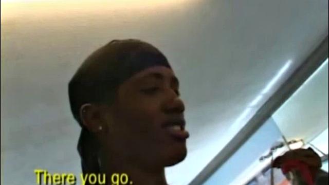 As Black Mamba coaches Nick Ryder in weight training, the Latin stud gets horny and lures Mamba with a kiss.