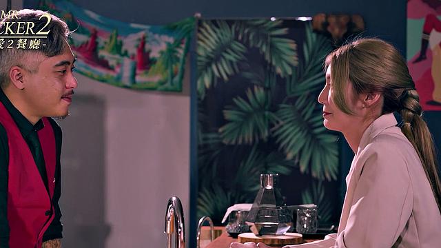 Li Zhiyan Is A Lonely Lady Who Needs Some Company