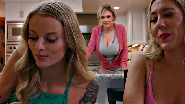 Busty stepmom licks stepdaughter's pussy before scissoring