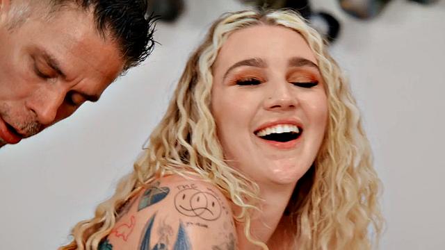 Ass fucked MILF bitches in 3way in tight asshole