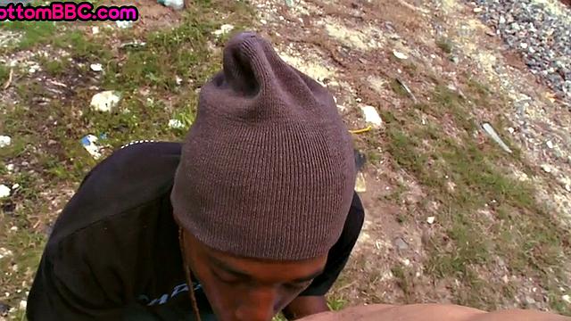 Nubian amateur fucks white bottom outdoors in public