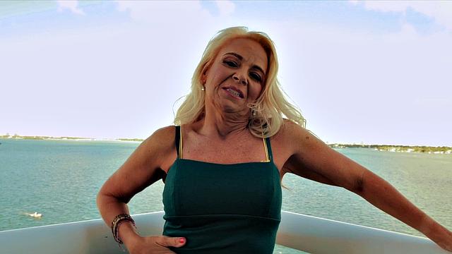 Meet Jynn, Alby Daor's Friend