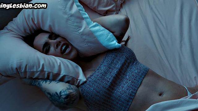 Dirty lesbians enjoy scissoring hairy muff before sex toys