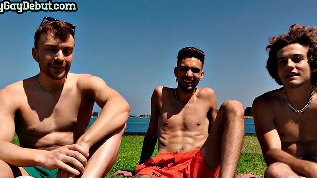 Debut inked stud barebacked in 3way after casting