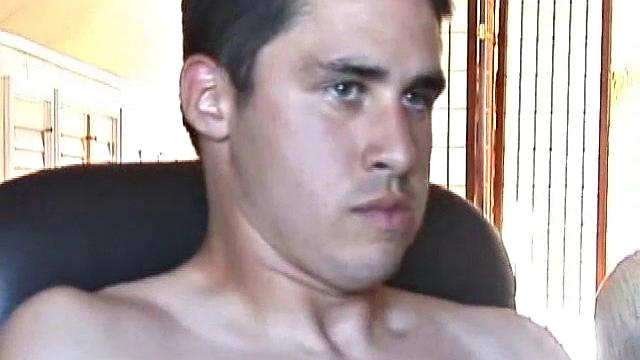 Mark Summit Jerks Off