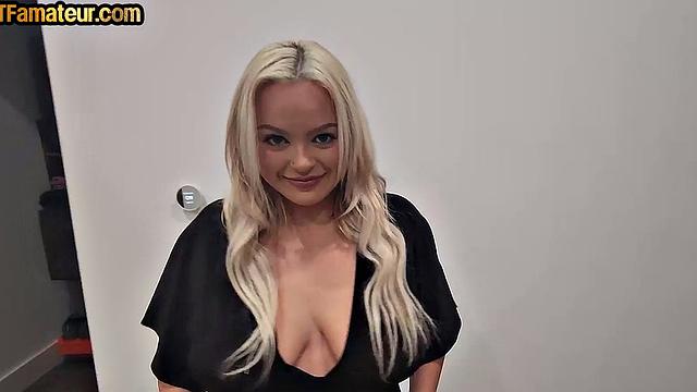 Big amateur MILF with natural boobs fucked in POV