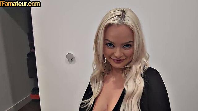 Big amateur MILF with natural boobs fucked in POV