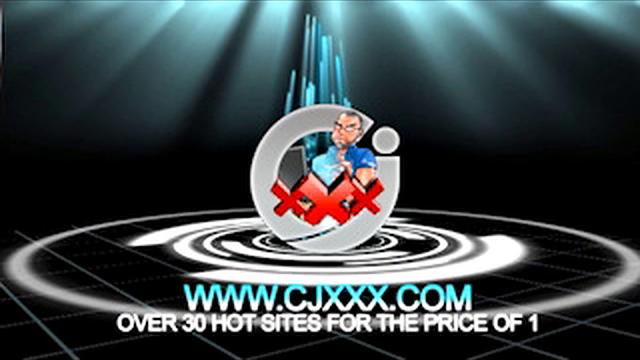 Amateur Beating Off With Toy