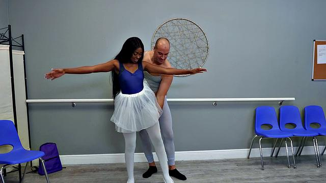 Brunette ballerina gets her pussy pounded while being locked in a locker room