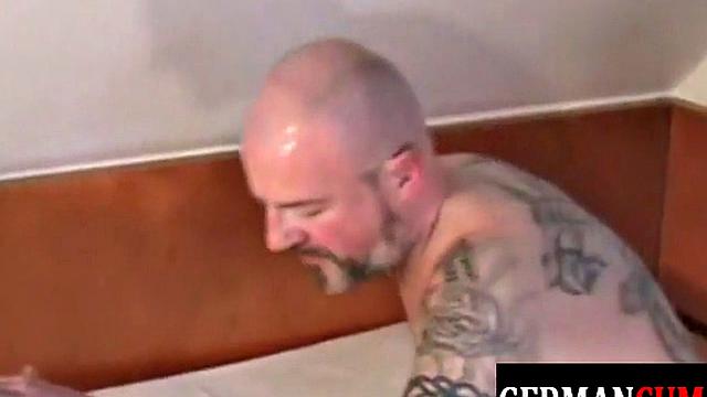 Pierced German DILF rims and bangs in amateur duo