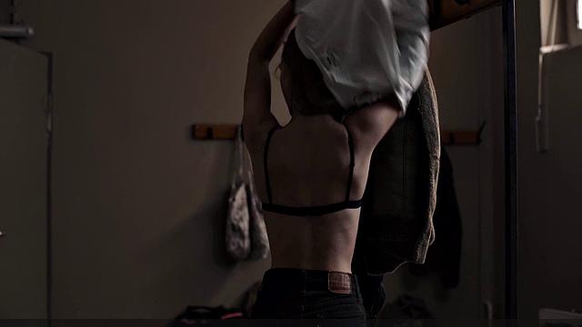 Gina Stiebitz nude moments