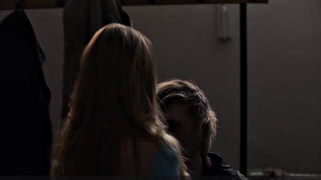 Gina Stiebitz nude moments