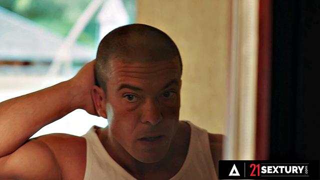 Kitana Lure заманила Джоша и Мэтта: двойное проникновение для взрослой компании с юмором и без стыда!