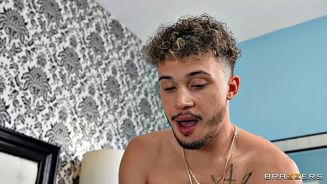 Stepsister Pillow Fight Fun!