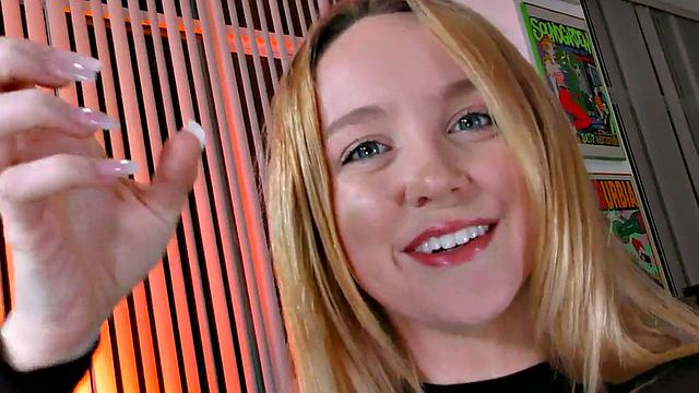 21yo amateur with glasses gets fucked in tight pussy