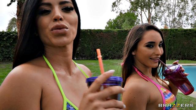 Jordi El Nino Polla caught between Sara Retali and Sara Diamante as they oil up and tease him with their bodies