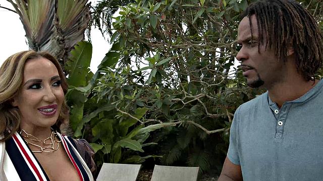 Sexy real estate agent Richelle Ryan fucks customer after selling house!!