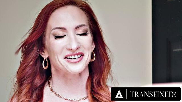 TRANSFIXED - Redhead MILF Sophia Locke Almost Caught Having Sex With Stepdaughter Zariah Aura