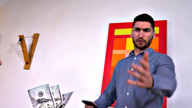 HUNT4K. Stunner forgets about boyfriend and has sex with guy